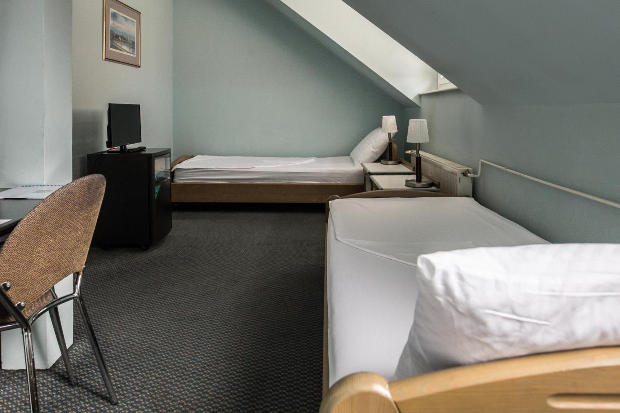 Hotel Carlstadt Karlovac Room photo